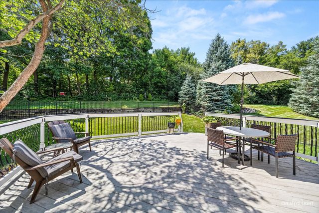 3825 Deville Lane, St. Charles, IL 60175