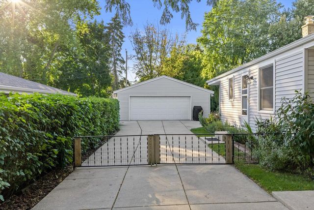 3800 3rd AVENUE, South Milwaukee, WI 53172