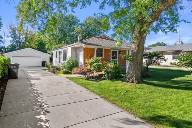 3800 3rd AVENUE, South Milwaukee, WI 53172