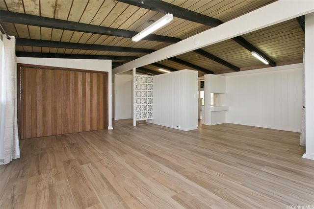 2292 Akeukeu Street, Pearl City, HI 96782