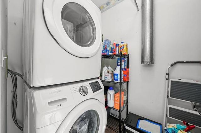 861 Pheasant Trail 861, St. Charles, IL 60174