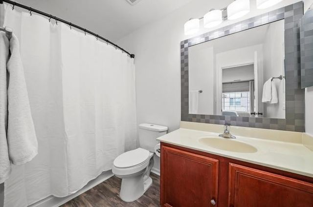 861 Pheasant Trail 861, St. Charles, IL 60174