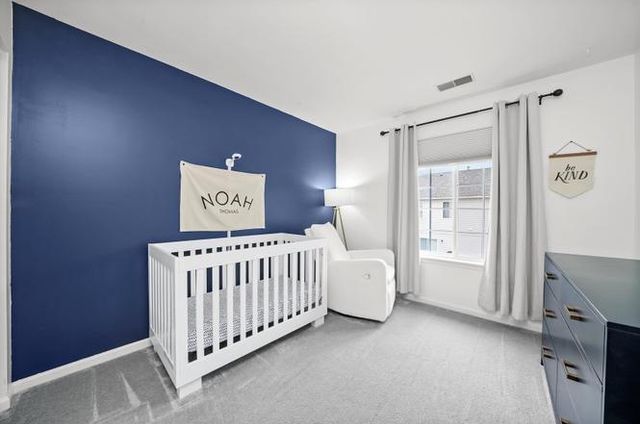 861 Pheasant Trail 861, St. Charles, IL 60174