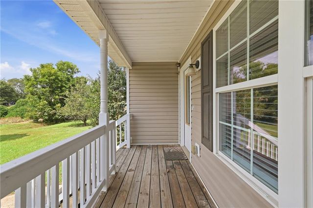 6214 Helen Street, Lula, GA 30554