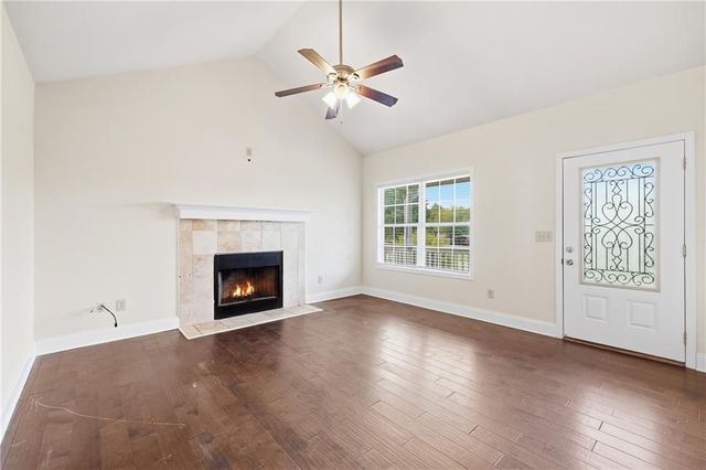 6214 Helen Street, Lula, GA 30554