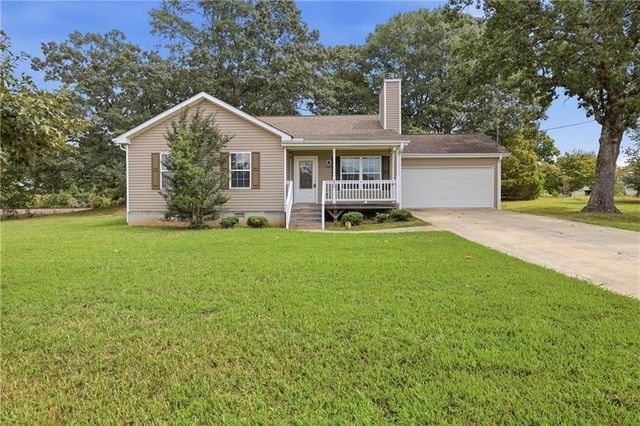 6214 Helen Street, Lula, GA 30554