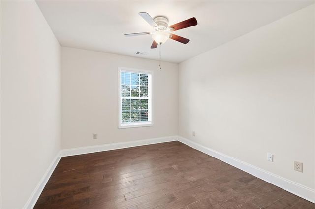 6214 Helen Street, Lula, GA 30554
