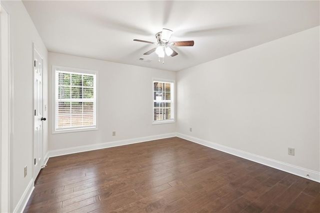 6214 Helen Street, Lula, GA 30554