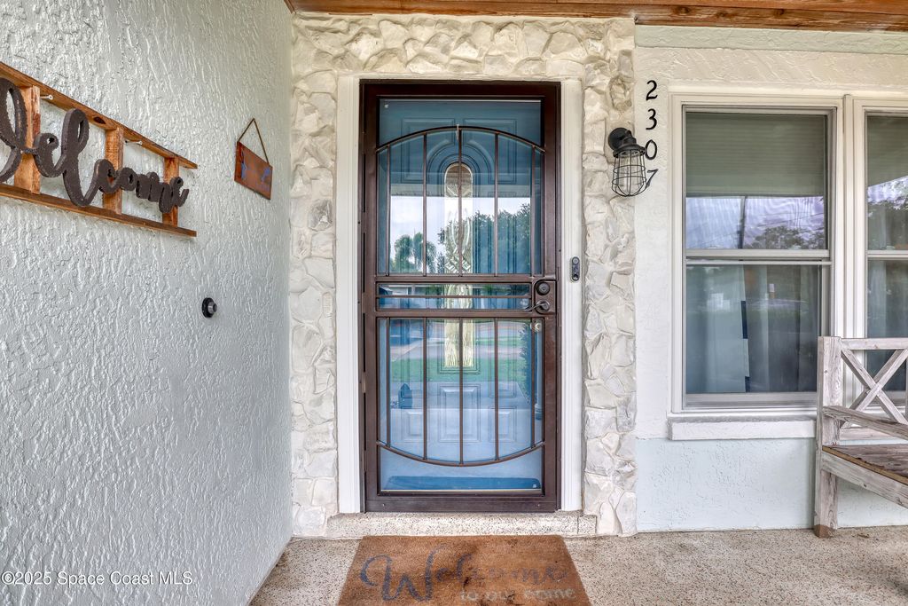 2307 Country Club Road, Melbourne, FL 32901