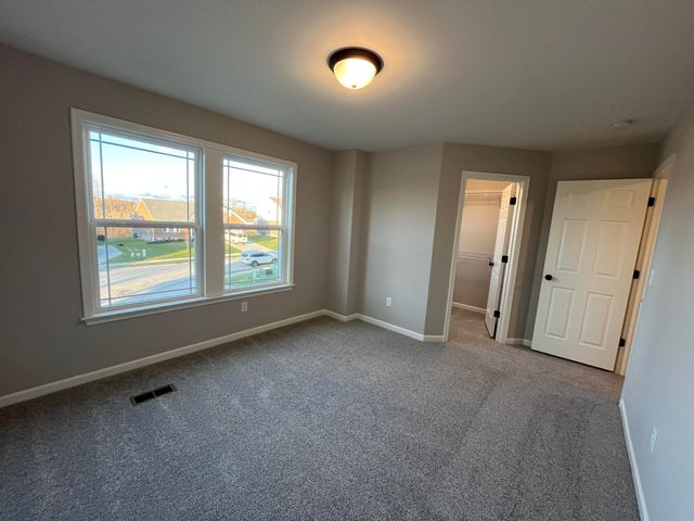 1218 Breckenridge Lane, Hebron, KY 41048