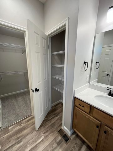 1218 Breckenridge Lane, Hebron, KY 41048