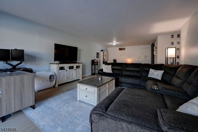 265 Main Street 219, Ridgefield Park Village, NJ 07660
