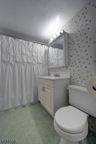 265 Main Street 219, Ridgefield Park Village, NJ 07660