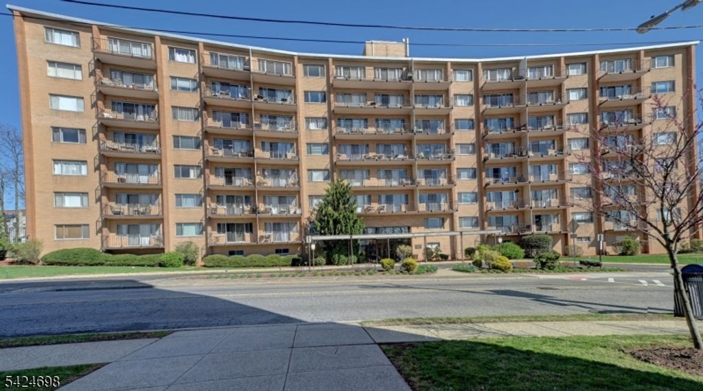 265 Main Street 219, Ridgefield Park Village, NJ 07660