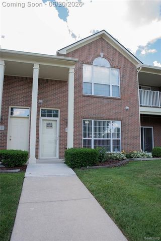 519 Cedar Street, Wyandotte, MI 48192
