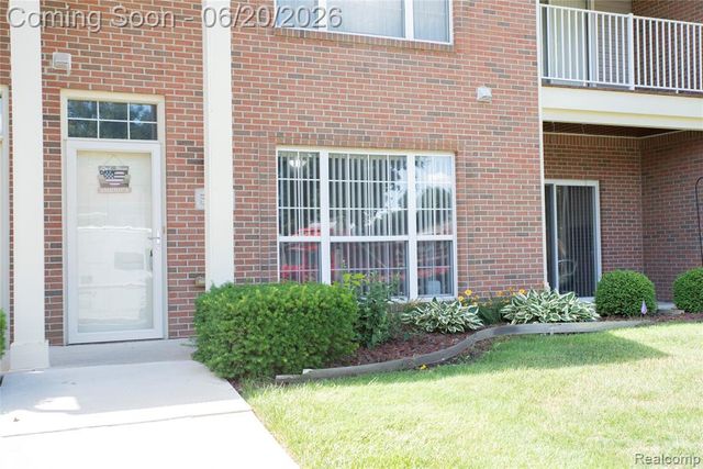 519 Cedar Street, Wyandotte, MI 48192