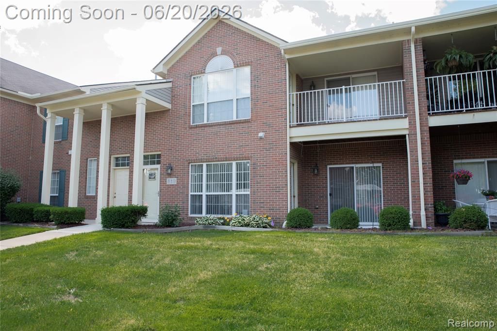 519 Cedar Street, Wyandotte, MI 48192