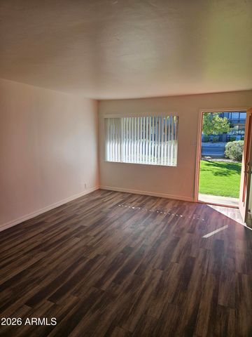 1508 E HIGHLAND Avenue, Phoenix, AZ 85014