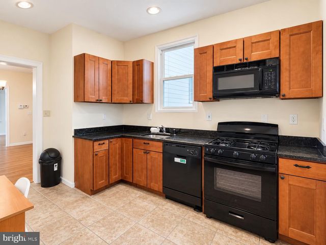 2237 MOUNT VIEW PL SE, Washington, DC 20020