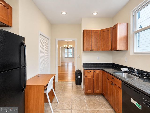 2237 MOUNT VIEW PL SE, Washington, DC 20020