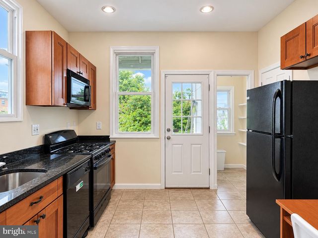 2237 MOUNT VIEW PL SE, Washington, DC 20020
