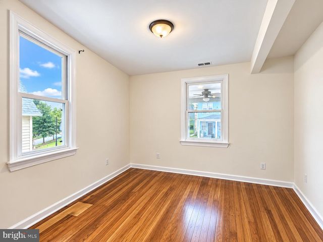 2237 MOUNT VIEW PL SE, Washington, DC 20020