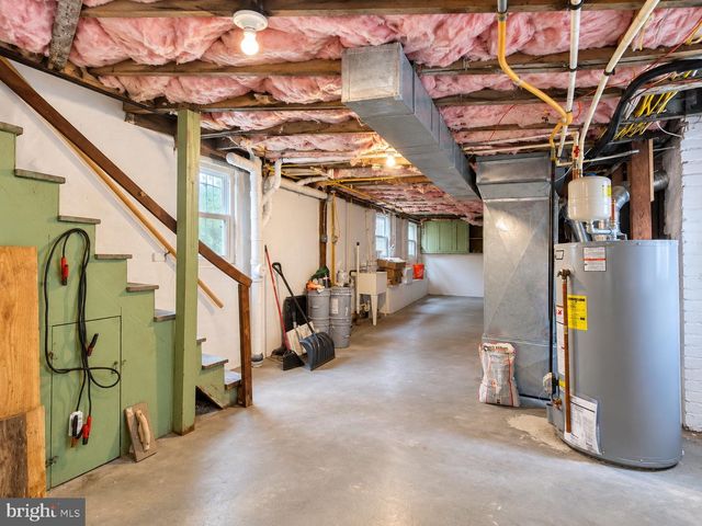 2237 MOUNT VIEW PL SE, Washington, DC 20020