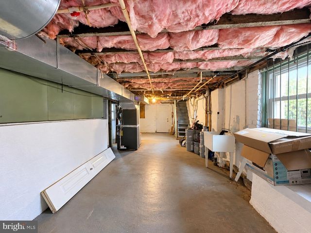 2237 MOUNT VIEW PL SE, Washington, DC 20020