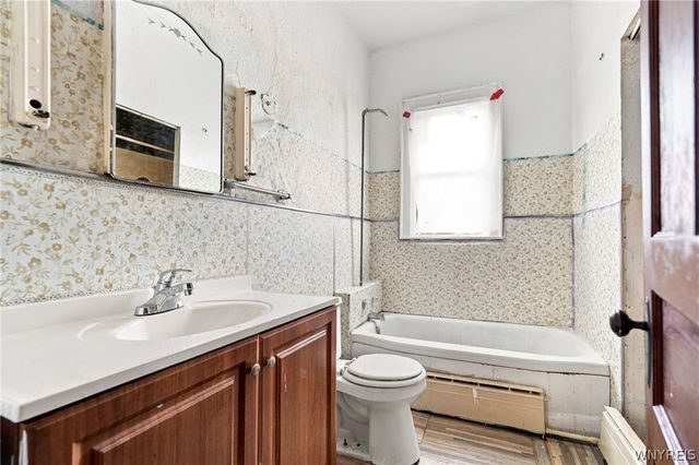 2072 Genesee Street, Buffalo, NY 14211