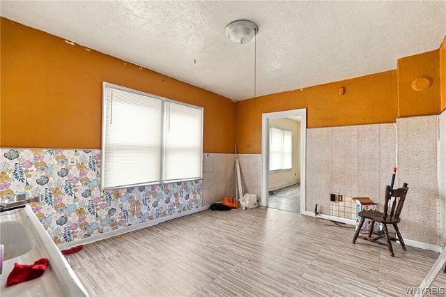 2072 Genesee Street, Buffalo, NY 14211