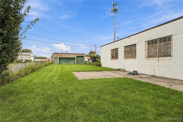 2072 Genesee Street, Buffalo, NY 14211