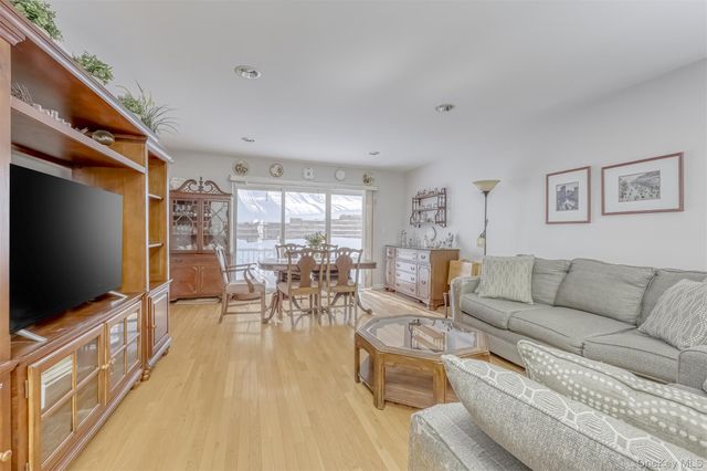 88 Crystal Hill Drive, Pomona, NY 10970