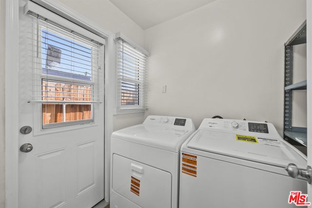 84 N Grand Oaks Avenue, Pasadena, CA 91107