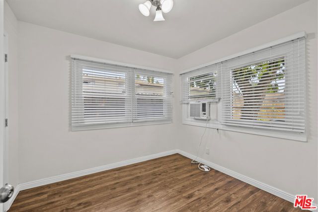 84 N Grand Oaks Avenue, Pasadena, CA 91107