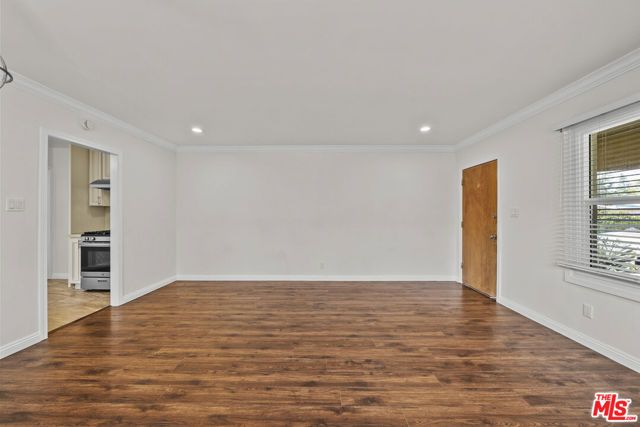 84 N Grand Oaks Avenue, Pasadena, CA 91107