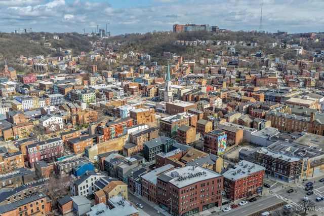 207 Kemp Alley, Cincinnati, OH 45202