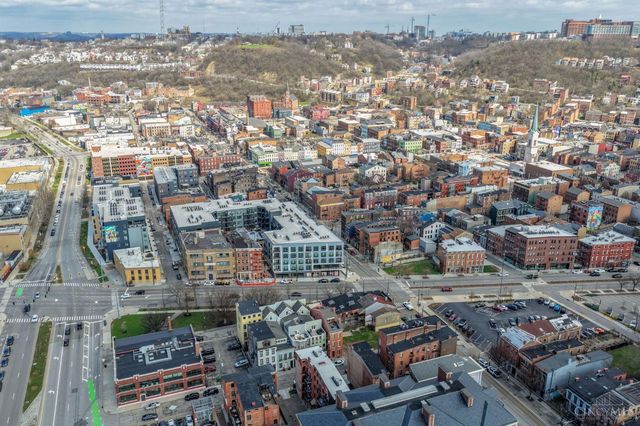 207 Kemp Alley, Cincinnati, OH 45202