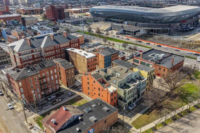 207 Kemp Alley, Cincinnati, OH 45202