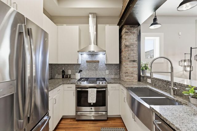 207 Kemp Alley, Cincinnati, OH 45202