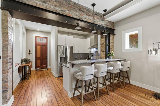 207 Kemp Alley, Cincinnati, OH 45202