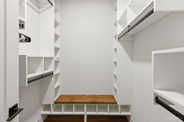 207 Kemp Alley, Cincinnati, OH 45202