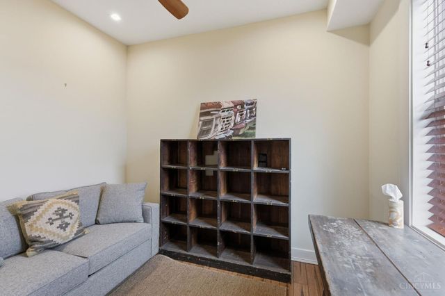 207 Kemp Alley, Cincinnati, OH 45202