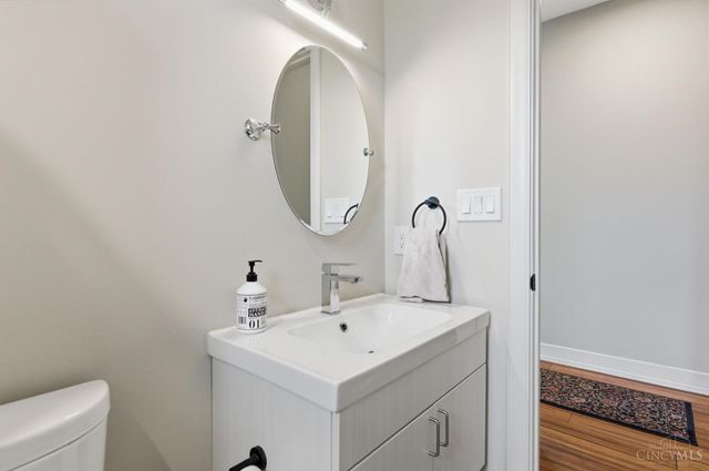 207 Kemp Alley, Cincinnati, OH 45202