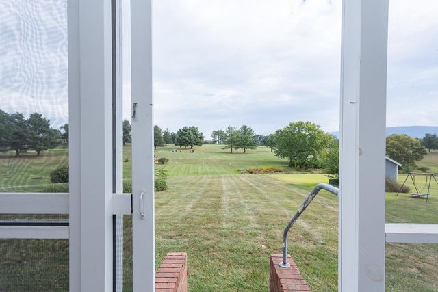 248 SHENVALEE DR, New Market, VA 22844