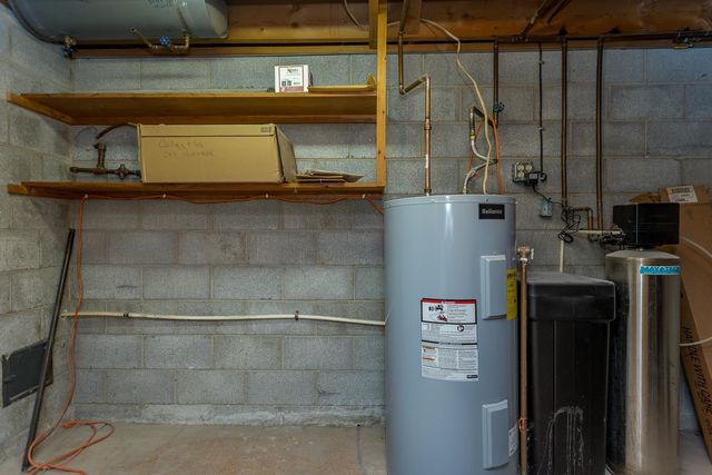 248 SHENVALEE DR, New Market, VA 22844