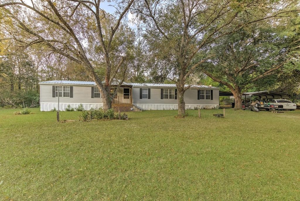 102 County Road 2194 Road W, Cleveland, TX 77327