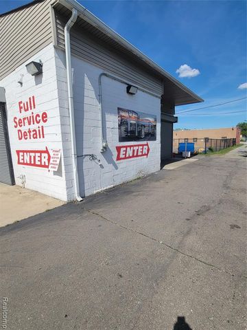 16041 W 7 Mile Road, Detroit, MI 48235