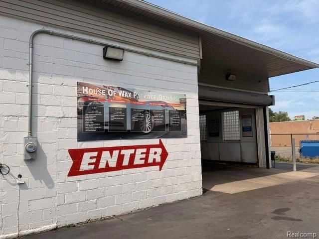 16041 W 7 Mile Road, Detroit, MI 48235