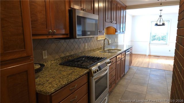 2505 N Edgewater Drive, Fayetteville, NC 28303