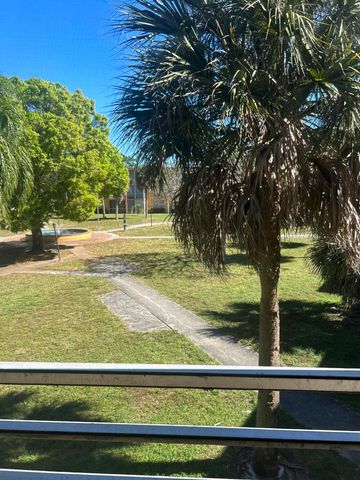 4304 NW 9th 2-2d, Deerfield Beach, FL 33064
